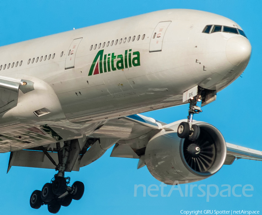 Alitalia Boeing 777-243(ER) (EI-DBK) | Photo 331518
