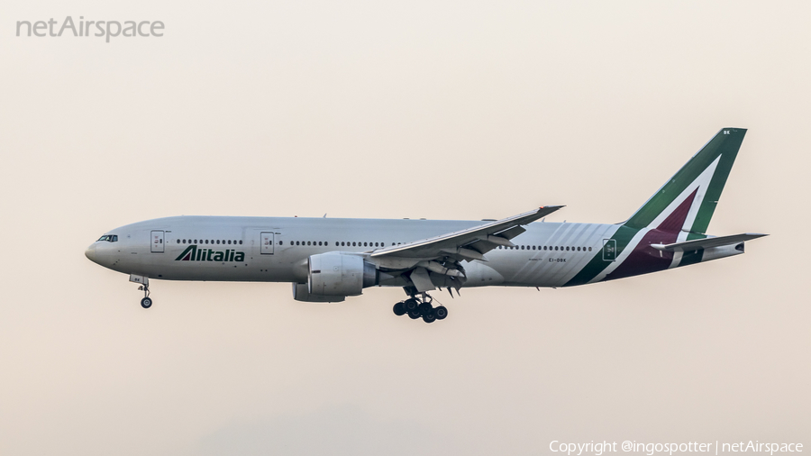 Alitalia Boeing 777-243(ER) (EI-DBK) | Photo 358886