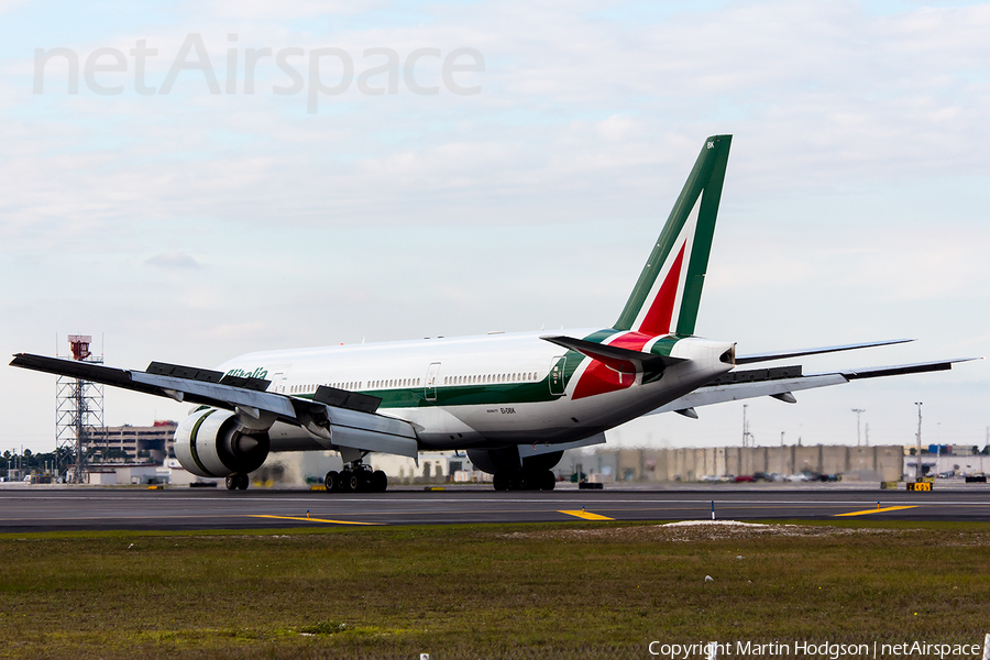 Alitalia Boeing 777-243(ER) (EI-DBK) | Photo 65564