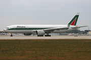 Alitalia Boeing 777-243(ER) (EI-DBM) at  Miami - International, United States