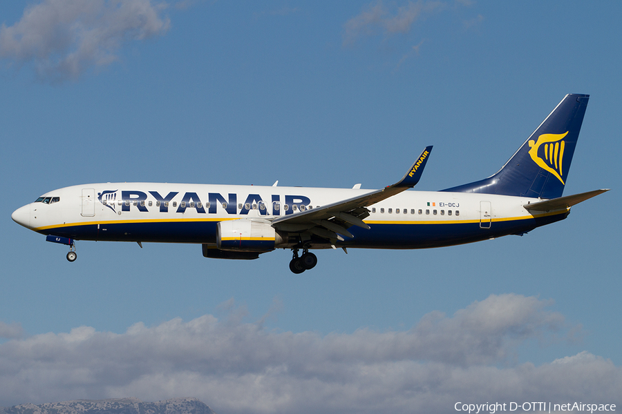 Ryanair Boeing 737-8AS (EI-DCJ) | Photo 518977
