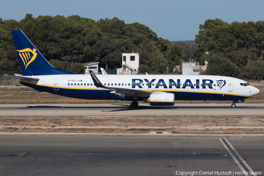 Ryanair Boeing 737-8AS (EI-DCJ) | Photo 535812