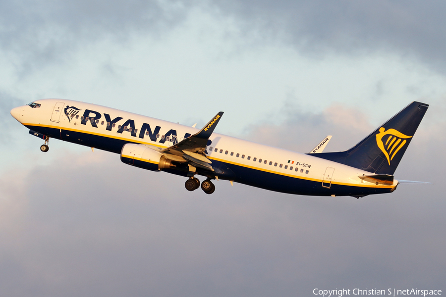 Ryanair Boeing 737-8AS (EI-DCN) | Photo 545480