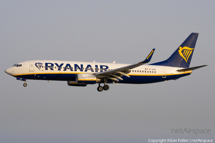 Ryanair Boeing 737-8AS (EI-DCR) | Photo 533839