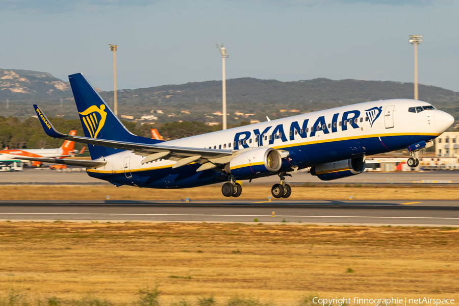 Ryanair Boeing 737-8AS (EI-DCX) | Photo 572322