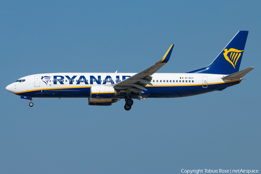 Ryanair Boeing 737-8AS (EI-DCY) | Photo 335676
