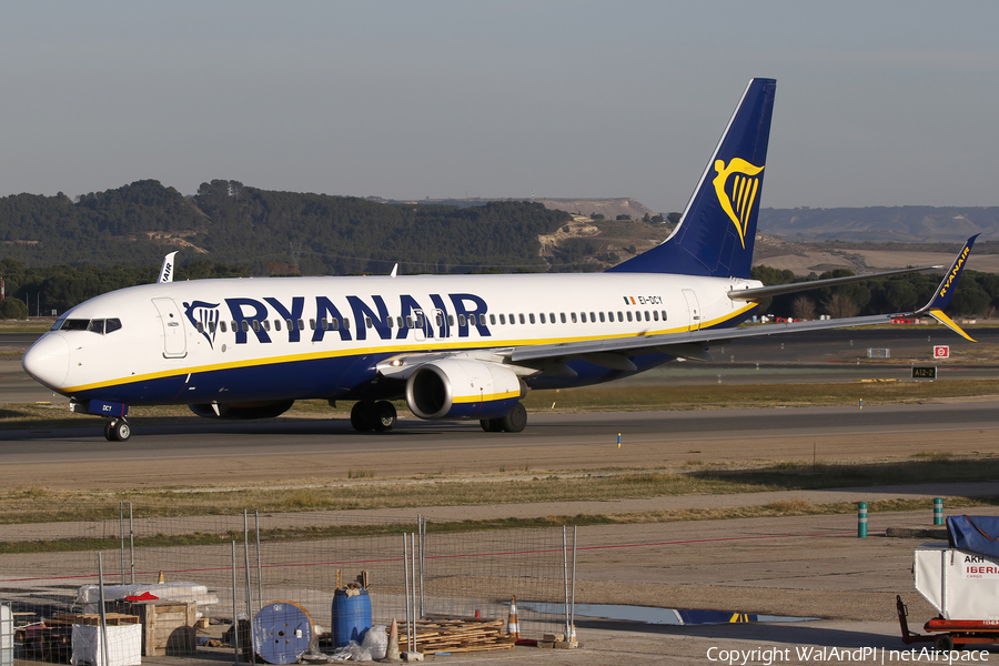 Ryanair Boeing 737-8AS (EI-DCY) | Photo 674037