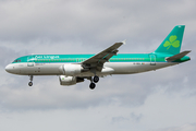 Aer Lingus Airbus A320-214 (EI-DEA) at  London - Heathrow, United Kingdom