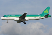 Aer Lingus Airbus A320-214 (EI-DEB) at  London - Heathrow, United Kingdom