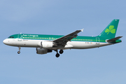 Aer Lingus Airbus A320-214 (EI-DEJ) at  London - Gatwick, United Kingdom