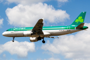 Aer Lingus Airbus A320-214 (EI-DEJ) at  London - Heathrow, United Kingdom