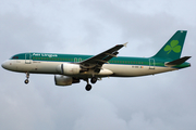 Aer Lingus Airbus A320-214 (EI-DEK) at  Amsterdam - Schiphol, Netherlands