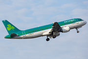 Aer Lingus Airbus A320-214 (EI-DEM) at  Dublin, Ireland