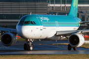 Aer Lingus Airbus A320-214 (EI-DEN) at  Dublin, Ireland