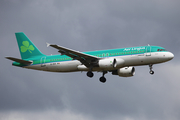 Aer Lingus Airbus A320-214 (EI-DEO) at  London - Heathrow, United Kingdom