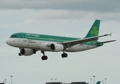 Aer Lingus Airbus A320-214 (EI-DER) at  Dublin, Ireland