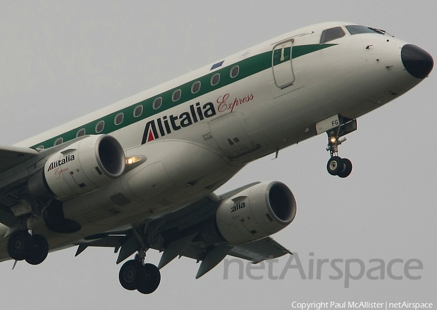 Alitalia Express Embraer ERJ-170LR (ERJ-170-100LR) (EI-DFG) | Photo 3949