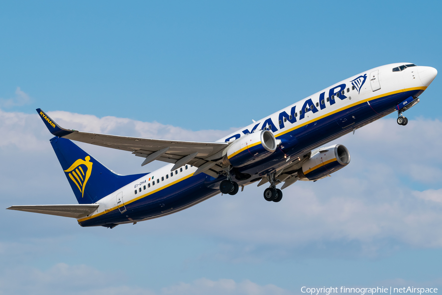Ryanair Boeing 737-8AS (EI-DHA) | Photo 572269