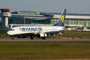 Ryanair Boeing 737-8AS (EI-DHV) at  Porto, Portugal