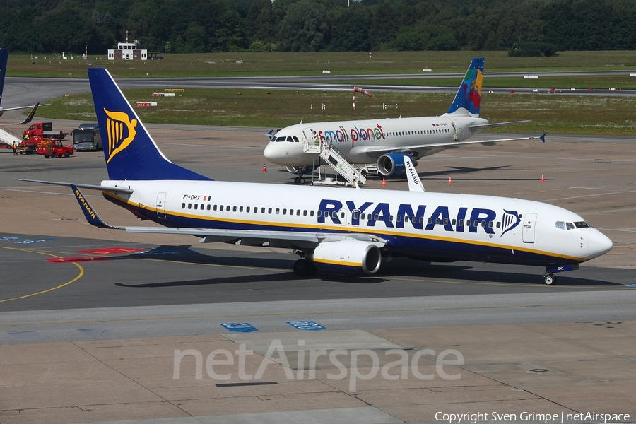 Ryanair Boeing 737-8AS (EI-DHX) | Photo 168658