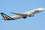 Alitalia Airbus A330-202 (EI-DIP) at  Rome - Fiumicino (Leonardo DaVinci), Italy