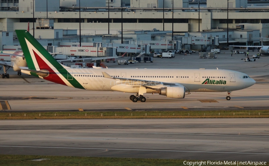 Alitalia Airbus A330-202 (EI-DIP) | Photo 295748