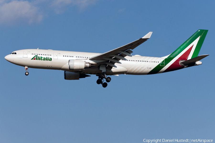 Alitalia Airbus A330-202 (EI-DIP) | Photo 476433