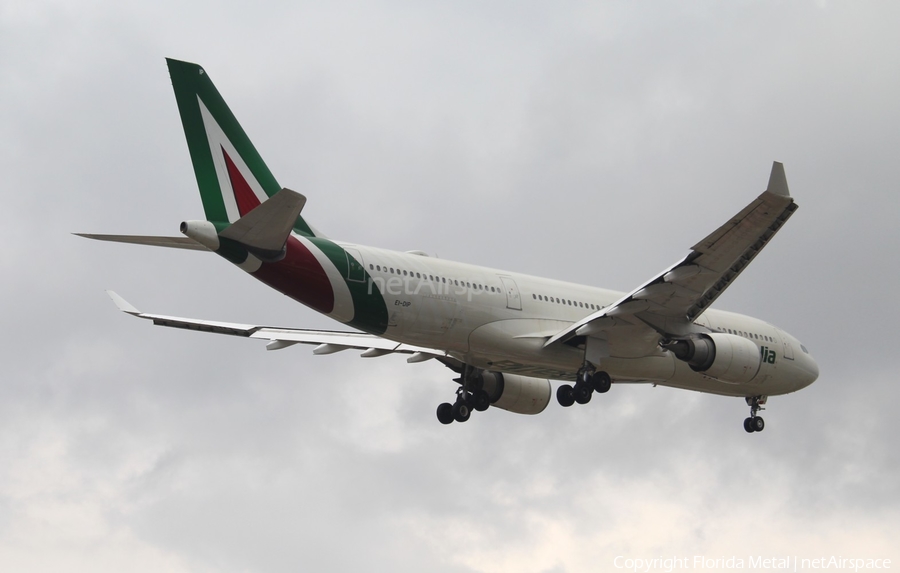 Alitalia Airbus A330-202 (EI-DIP) | Photo 577444