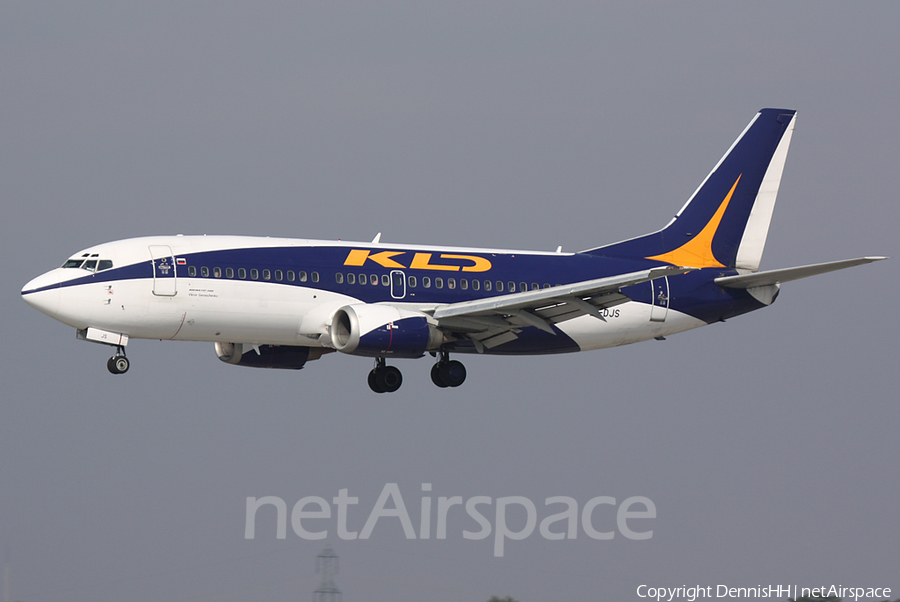 KD Avia Boeing 737-3Y0 (EI-DJS) | Photo 374978