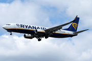 Ryanair Boeing 737-8AS (EI-DLG) at  London - Gatwick, United Kingdom