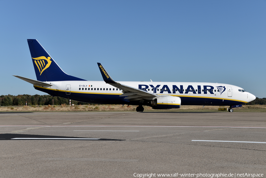 Ryanair Boeing 737-8AS (EI-DLV) | Photo 520500