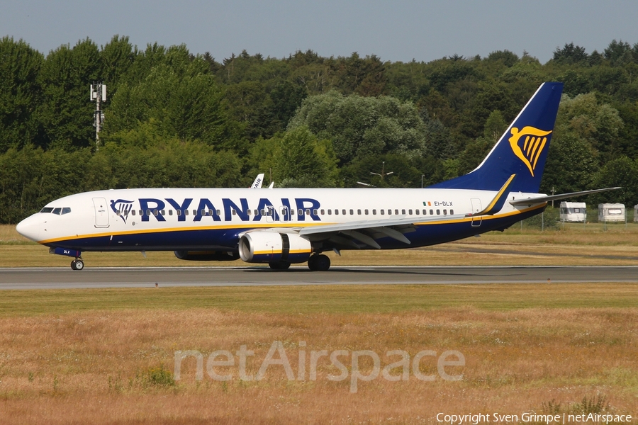 Ryanair Boeing 737-8AS (EI-DLX) | Photo 513739