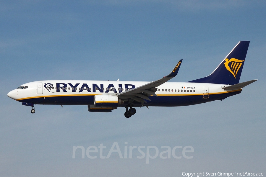 Ryanair Boeing 737-8AS (EI-DLY) | Photo 170045