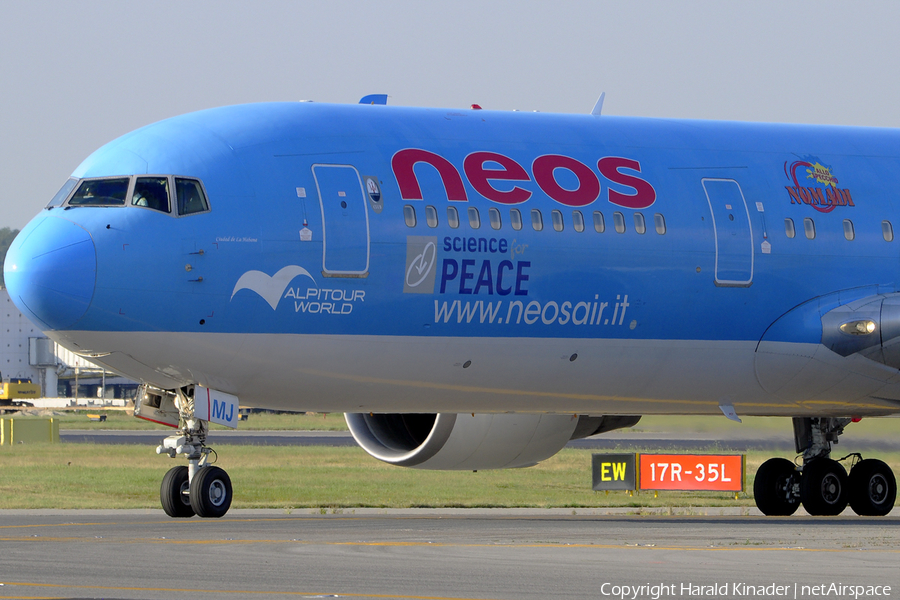 Neos Boeing 767-306(ER) (EI-DMJ) | Photo 312324