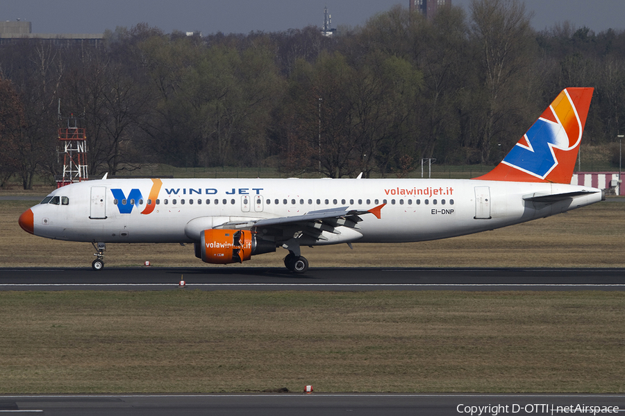 Wind Jet Airbus A320-212 (EI-DNP) | Photo 347495