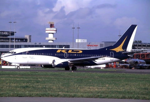 KD Avia Boeing 737-3G7 (EI-DOM) at  Hamburg - Fuhlsbuettel (Helmut Schmidt), Germany