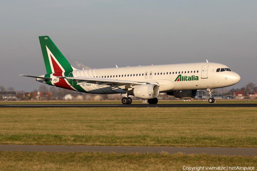 Alitalia Airbus A320-214 (EI-DSA) | Photo 428983