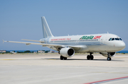Alitalia Airbus A320-214 (EI-DSA) at  Bari - Karol Wojtyla, Italy