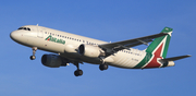 Alitalia Airbus A320-214 (EI-DSA) at  Brussels - International, Belgium