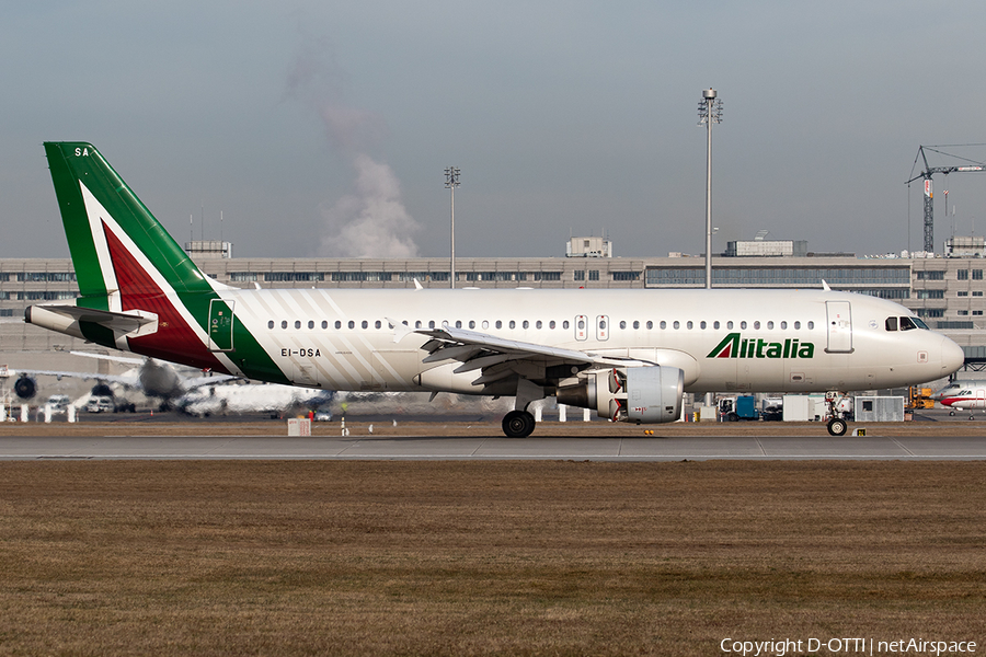 Alitalia Airbus A320-214 (EI-DSA) | Photo 373656