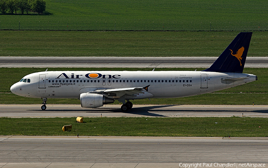 Alitalia Airbus A320-214 (EI-DSA) | Photo 49240