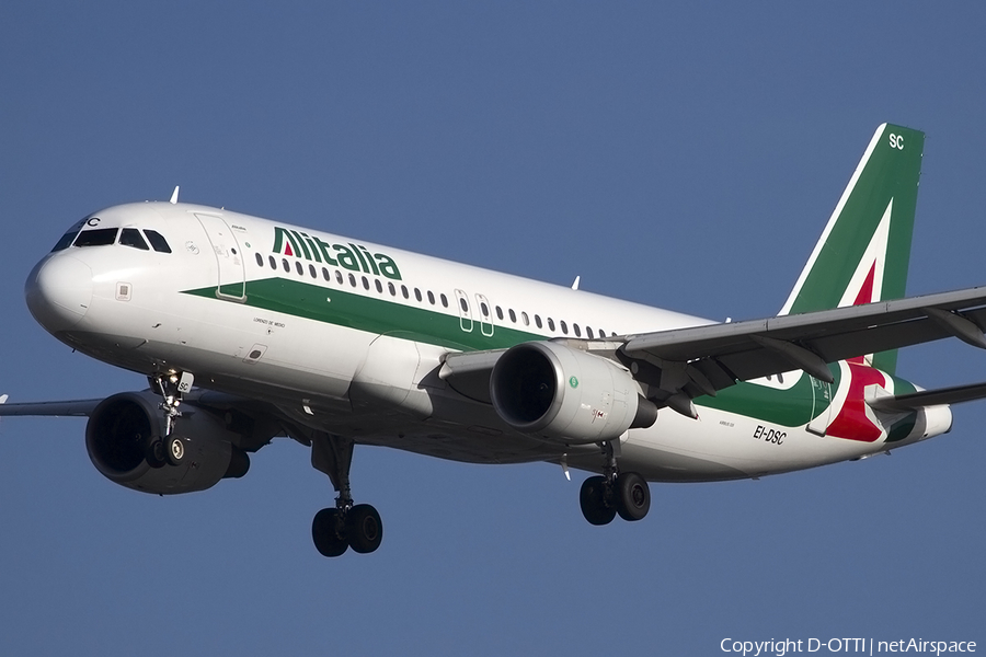Alitalia Airbus A320-216 (EI-DSC) | Photo 400209