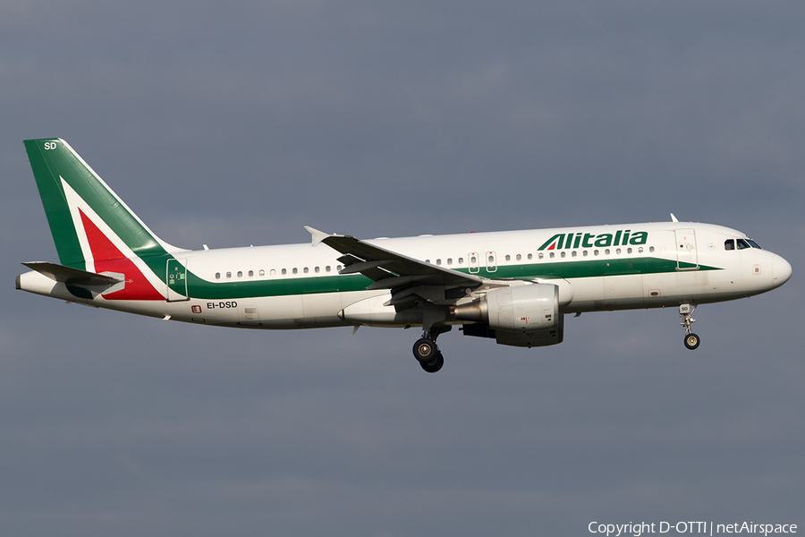 Alitalia Airbus A320-216 (EI-DSD) | Photo 529493