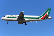 Alitalia Airbus A320-216 (EI-DSH) at  Barcelona - El Prat, Spain