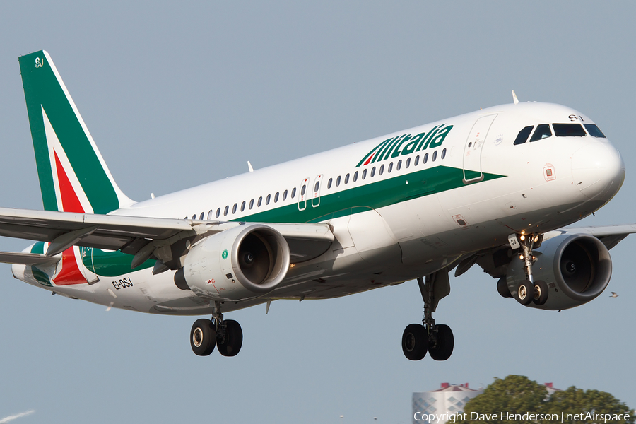 Alitalia Airbus A320-216 (EI-DSJ) | Photo 12264