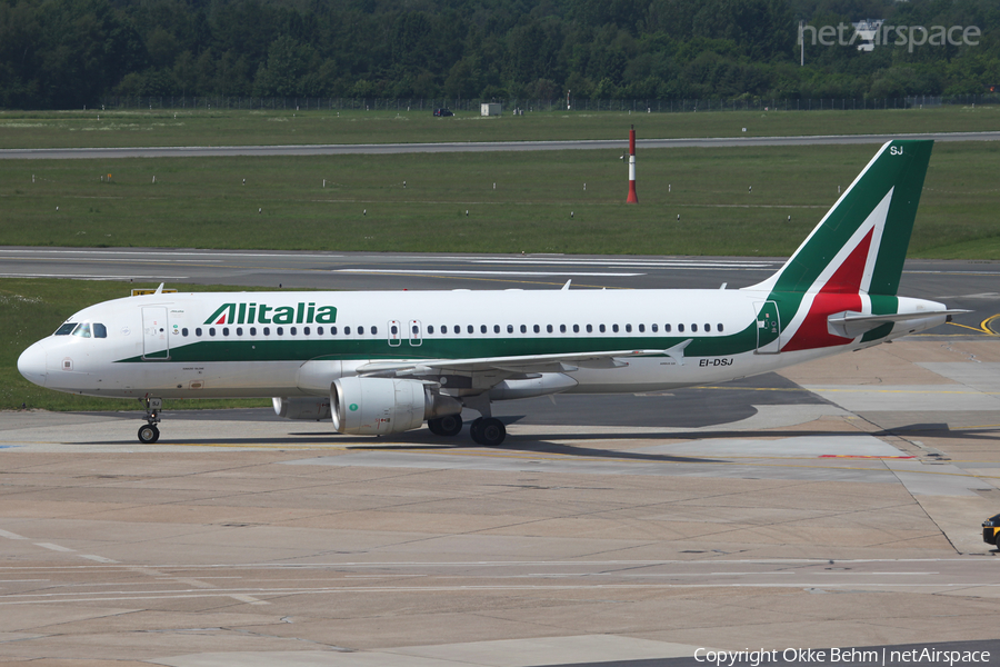 Alitalia Airbus A320-216 (EI-DSJ) | Photo 47845