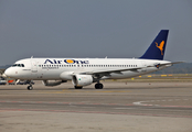 Air One Airbus A320-216 (EI-DSK) at  Milan - Malpensa, Italy