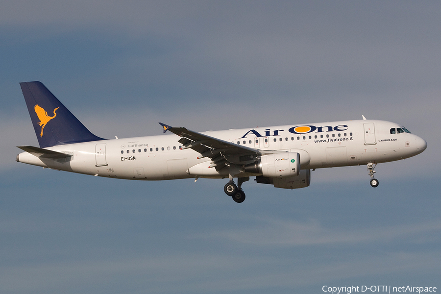 Air One Airbus A320-216 (EI-DSM) | Photo 264985