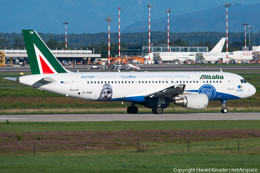 Alitalia Airbus A320-216 (EI-DSM) | Photo 292941
