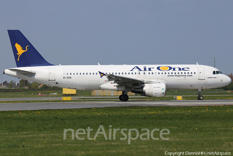 Air One Airbus A320-216 (EI-DSS) | Photo 361217